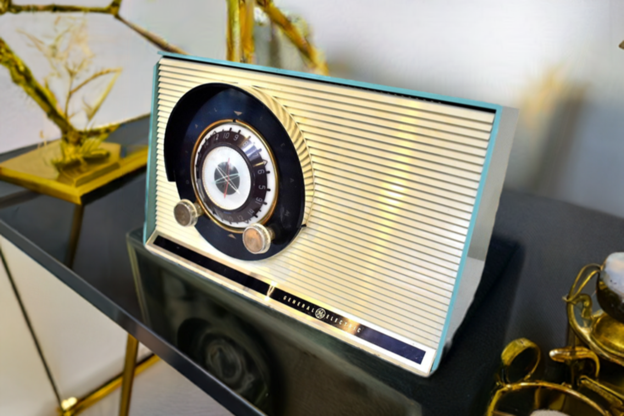 Bluetooth Ready To Go - Sky Blue Turquoise 1959 General Electric Model 861 Vacuum Tube AM Radio Sputnik Atomic Age Beauty!