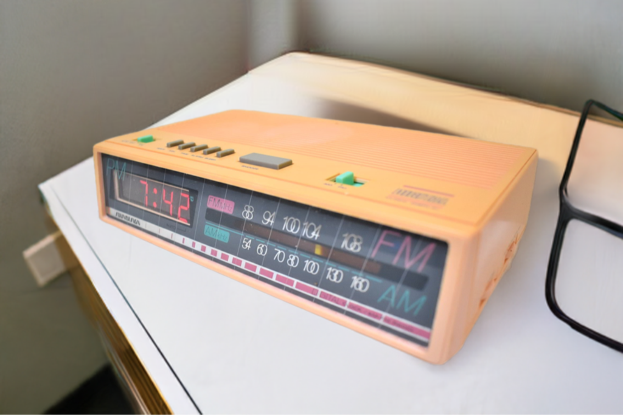 Bluetooth Ready To Go - Go-Go's Pink 1987 Soundesign Model 3620 AM FM Digital Alarm Clock Radio! Excellent Condition!