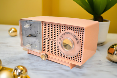Pastel Pink 1959 General Electric Model C437A Vacuum Tube AM Clock Radio Sounds Great! Excellent Condition!