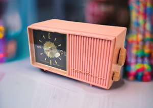 Bubble Gum Pink 1957 Truetone Model 2852 AM Vacuum Tube Alarm Clock Radio Rare Color! Sounds Great!