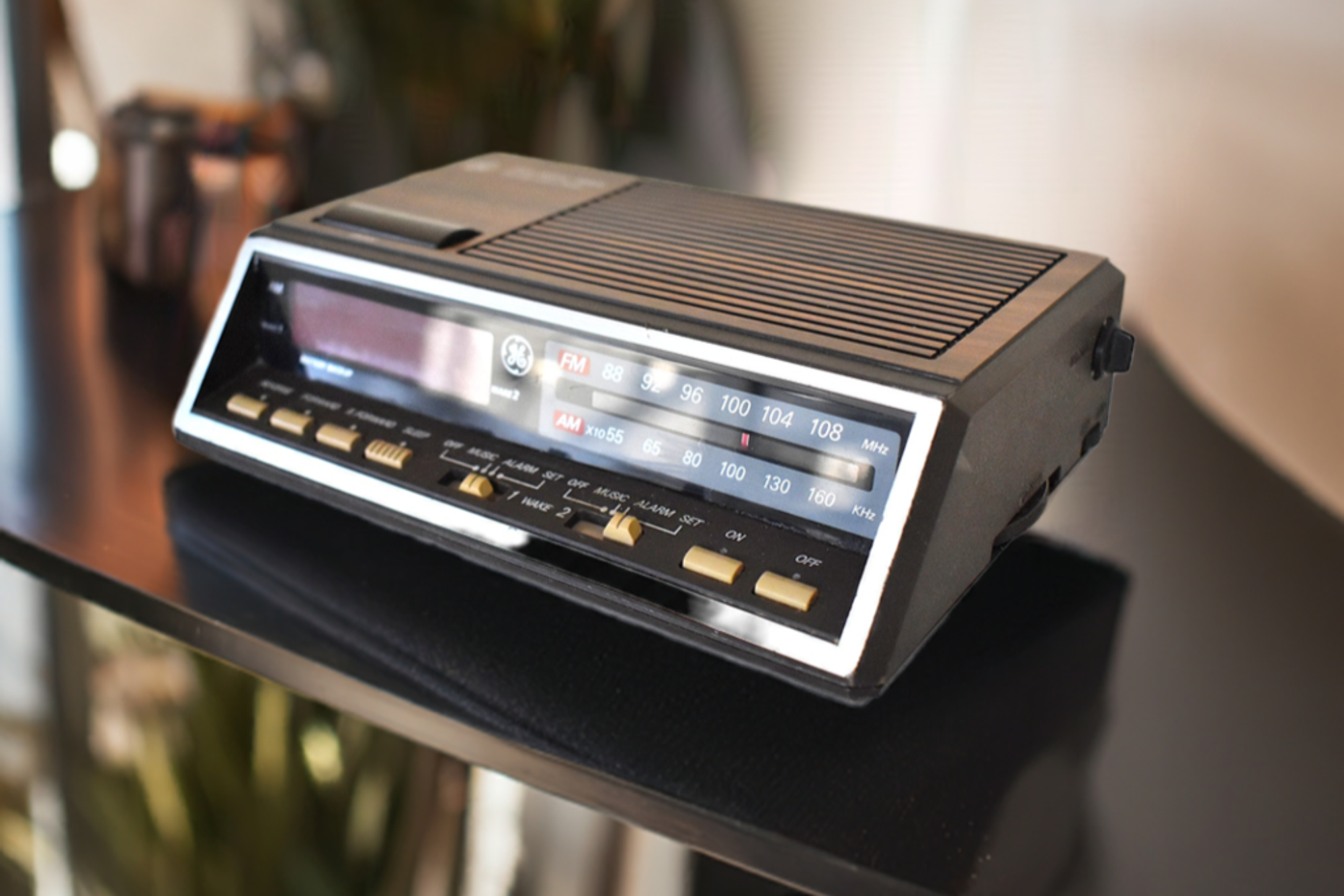 Bluetooth Ready To Go - 1980s General Electric GE Model 7-4616B AM/FM Digital Alarm Clock Radio Sounds Great!