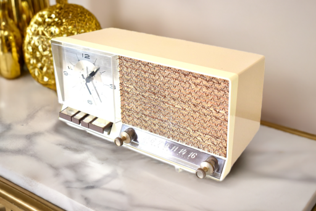 Honey Beige And Gold 1961 GE General Electric Model C-446A AM Vintage Radio Excellent Plus Condition Sounds Terrtific!