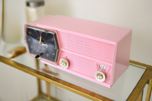 画像をギャラリービューアに読み込む, Bluetooth Ready To Go - Melrose Pink 1957 RCA Victor 8-C-5F Vacuum Tube AM Clock Radio Sounds Great! Looks Sleek!