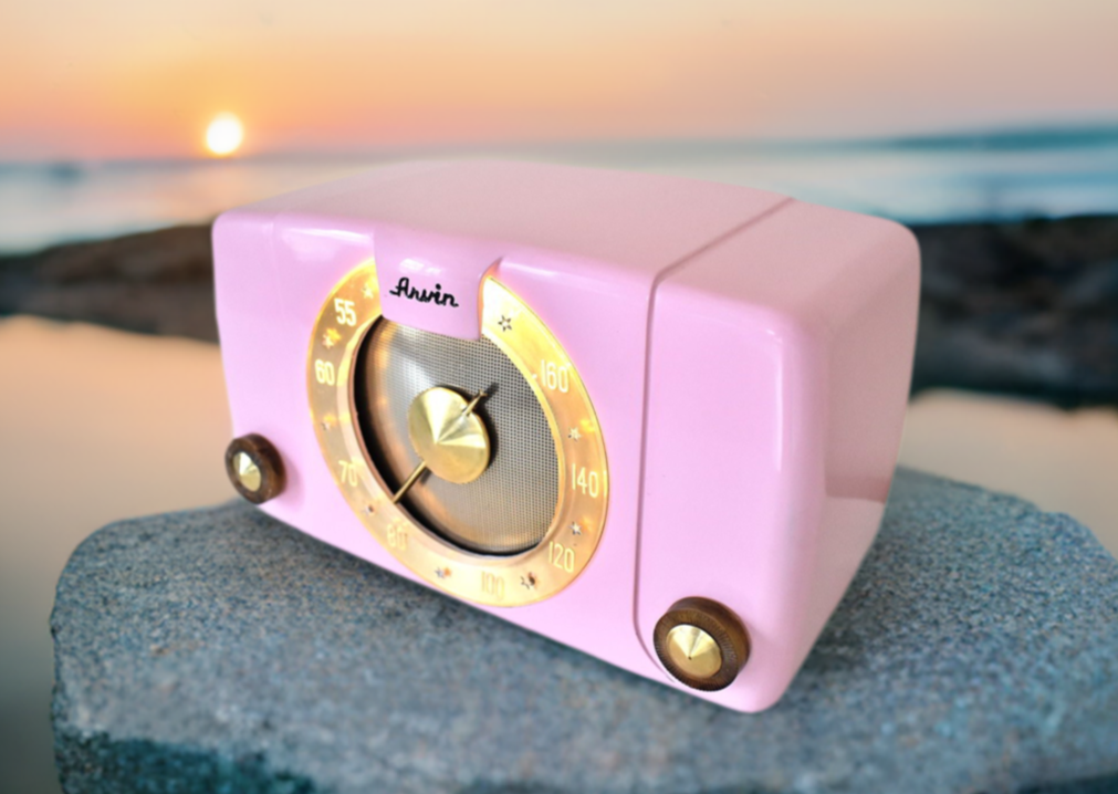 Barbara Ann Pink 1950 Arvin Model 451T Vacuum Tube Radio Sounds