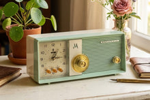 Charger l'image dans la galerie, Cool Mint Green 1957 Motorola Model 5C25GW Vacuum Tube AM Clock Radio Rare Color Sounds Wonderful!