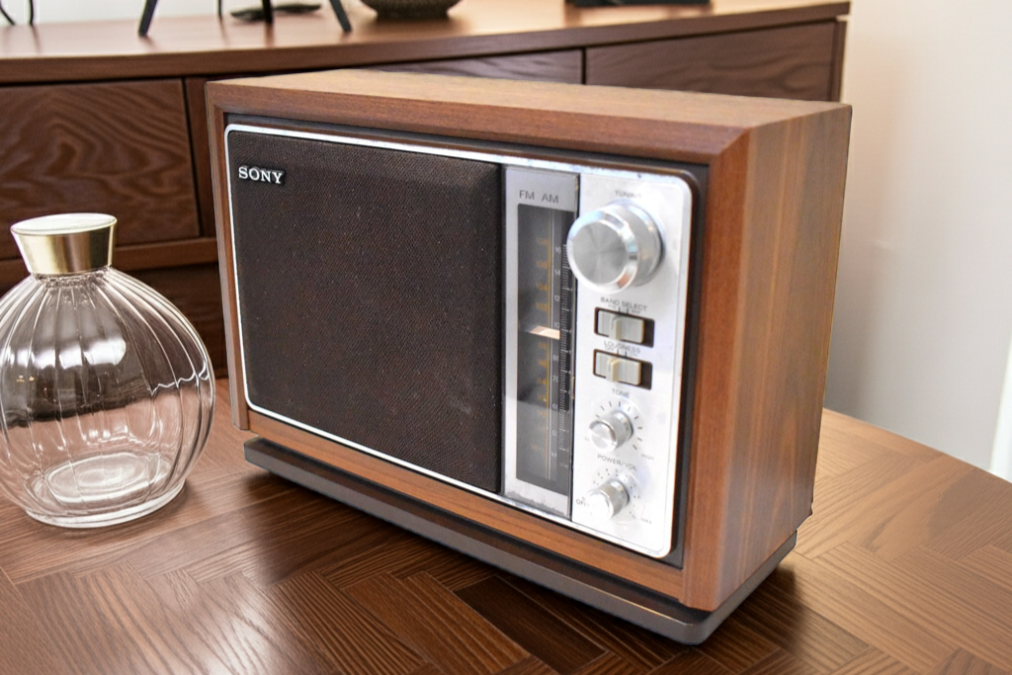 70s Sony Model ICF-9740W AM/FM Solid State Transistor Radio Sounds Great! Excellent Condition!