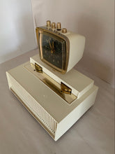 画像をギャラリービューアに読み込む, Aura White 1958 Philco Predicta Model H765-124 Vacuum Tube AM Clock Radio Awesome! Excellent Plus Condition!