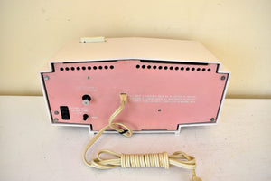 Priscilla Pink Mid-Century 1963 Motorola Model C19P23 Vacuum Tube AM Clock Radio Rare Color Combo!
