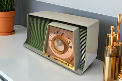 Avocado Green 1963 Motorola Model A17G49 AM Vintage Radio Sounds Terrific! Excellent Shape!