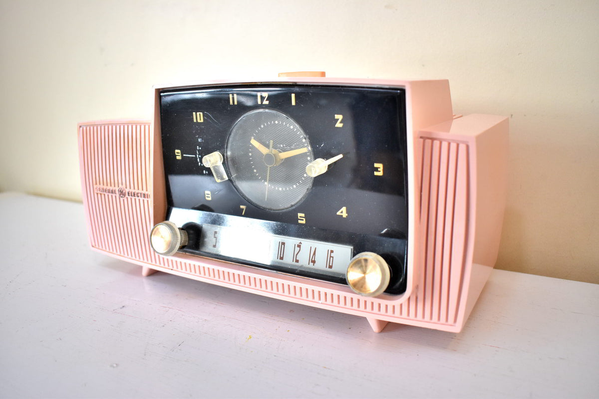 Princess Pink Mid Century 1959 General Electric Model 914D Vacuum Tube ...