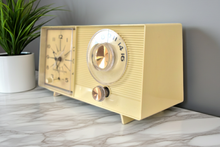 画像をギャラリービューアに読み込む, Beige Ivory Vintage 1964 General Electric Model C-403B AM Vacuum Tube Clock Radio Sounds Great!