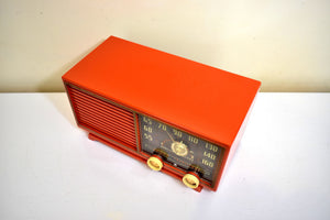 マンダリンオレンジ 1953 Philco Transitone Model 53-562 AM 真空管ラジオのサウンドは素晴らしいです。希少なファクトリーカラー！