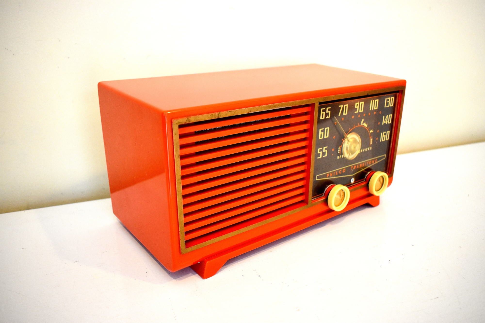 真空管ラジオ 東芝製 MODEL513F 1953年 希少モデル！ 東芝 真空管ラジオMODEL513F 1953年 昭和28年