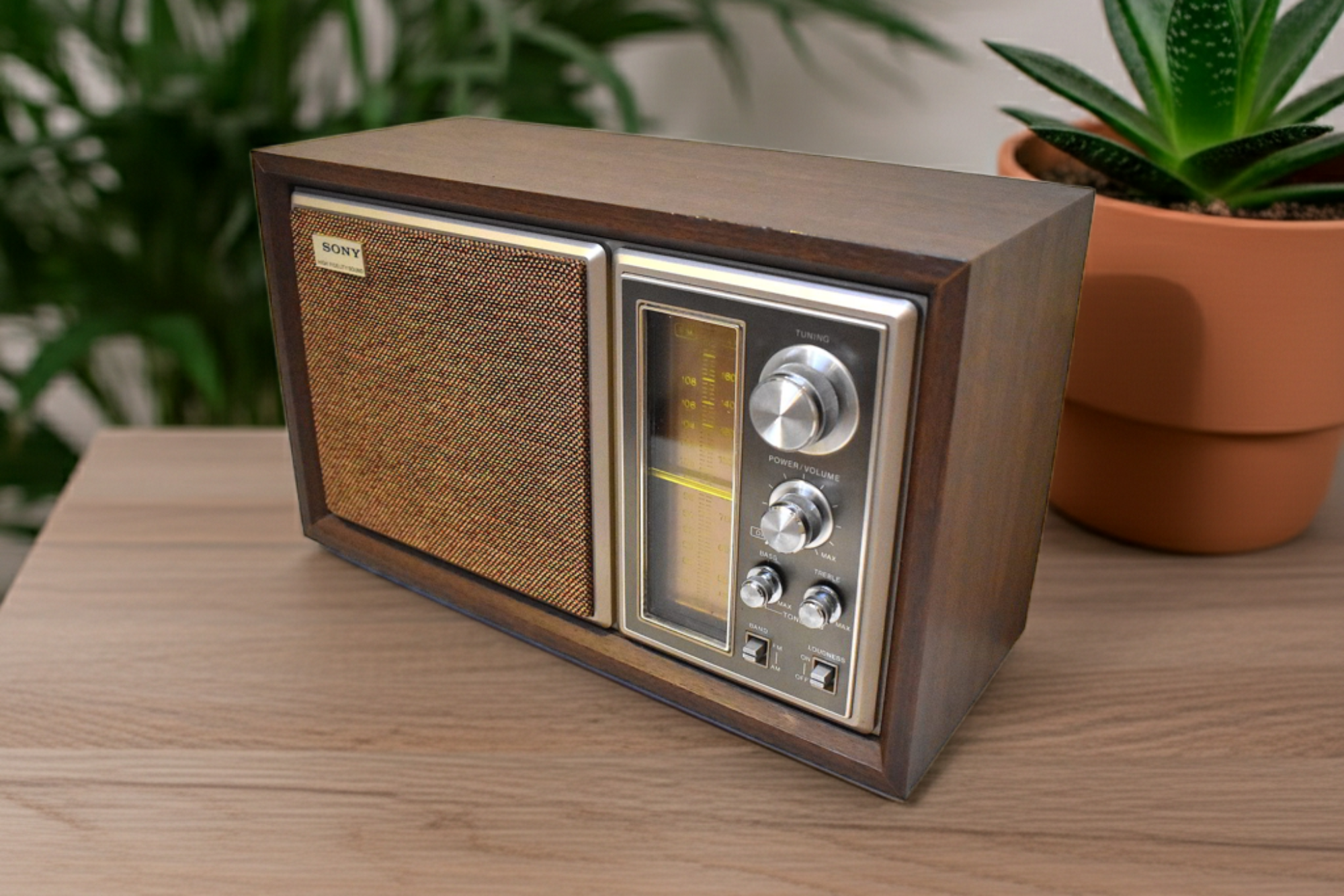 ソニーだけ！ 1975 ～ 1977 年 Sony モデル TFM-9440W AM/FM ソリッド