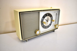 Olive and Ivory 1964 Silvertone Model 4036 Vacuum Tube AM Clock Radio Excellent Condition and Great Sounding!