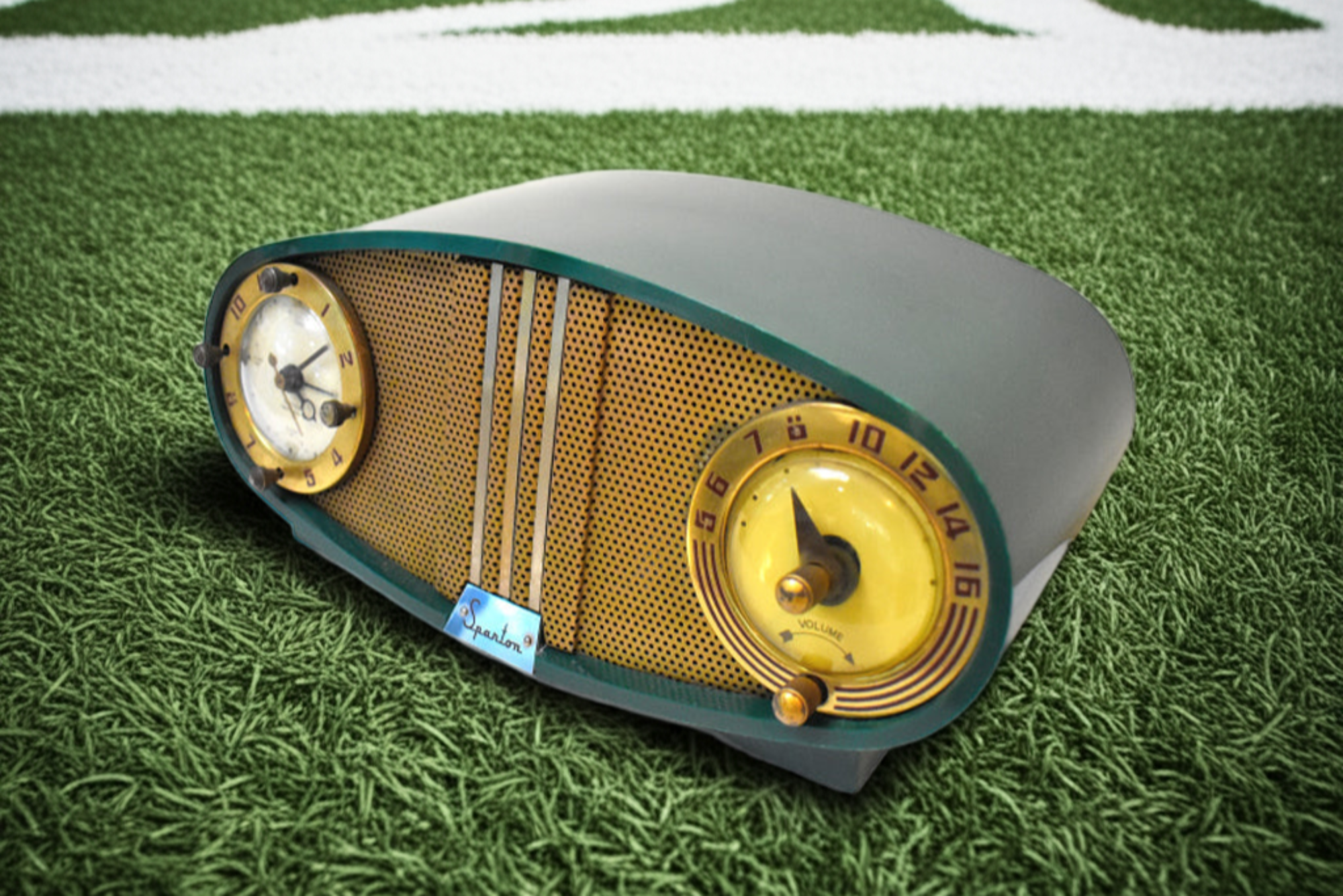 Football Green 1954 Sparton Model 5A4C Vacuum Tube AM Clock Radio Rare Model and Color Sounds Fantastic! 