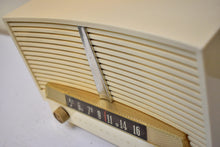 画像をギャラリービューアに読み込む, Ivory White 1955 Westinghouse H-436T5 AM Vacuum Tube Retro Radio Excellent Condition Sounds Great!