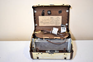 Havana Tan 1947 Sonora Model WDU-233 "The All-Arounder" AM Portable Vacuum Tube Radio Excellent Condition! Sounds Great!