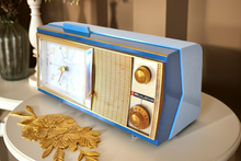 Charger l'image dans la galerie, Atlantic Blue 1959 Bulova Model 400 Vacuum Tube AM Clock Radio Excellent Condition! Sounds Great! Rare Model!