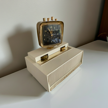 画像をギャラリービューアに読み込む, Aura White 1958 Philco Predicta Model H765-124 Vacuum Tube AM Clock Radio Awesome! Excellent Plus Condition!