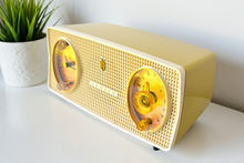 画像をギャラリービューアに読み込む, Harvest Gold 1959 Zenith Model B-515P 'The Starlighter' AM Vacuum Tube Alarm Clock Radio Looks Great Sounds Great! Excellent Plus Condition!