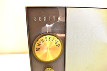 画像をギャラリービューアに読み込む, Bluetooth 準備完了 - ベージュ ゴールド ビューティー 1960 ゼニス モデル F512 AM 真空管ラジオ サウンド ファンタスティック キュート MCM 探し番号!