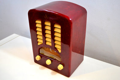 Candy Apple Red and White Catalin Cathedral 1938 Emerson Model BT-245 Tube AM Radio Absolutely Stunning!