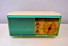 Charger l&#39;image dans la galerie, SOLD! - Nov. 1, 2019 - AM FM Turquoise and White Beauty Vintage 1962 Arvin Model 31R26 Tube Radio Amazing! - [product_type} - Arvin - Retro Radio Farm