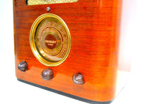 Load image into Gallery viewer, World War Post Depression Era 1937 Crosley &quot;Fiver&quot;  Model 517 Vacuum Tube AM Radio True Historic Beauty! - [product_type} - Crosley - Retro Radio Farm
