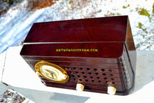 Load image into Gallery viewer, SOLD! - Oct 20, 2018 - Merrimack Brown Art Deco Post War 1949 Telechron Model 8H59 Tube AM Clock Radio Totally Restored! - [product_type} - Telechron - Retro Radio Farm