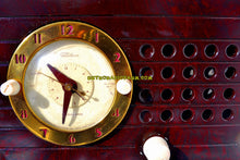画像をギャラリービューアに読み込む, SOLD! - Oct 20, 2018 - Merrimack Brown Art Deco Post War 1949 Telechron Model 8H59 Tube AM Clock Radio Totally Restored! - [product_type} - Telechron - Retro Radio Farm