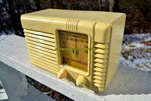 画像をギャラリービューアに読み込む, SOLD! - May 14, 2018 - GRECIAN IVORY Post War Deco Retro 1941 Philco Transitone Model PT-28 Tube AM Radio Excellent Plus Condition! - [product_type} - Philco - Retro Radio Farm