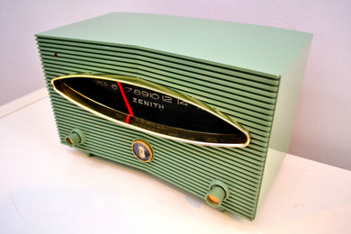 Spruce Green 1956 Zenith A615F AM Vacuum Tube Radio Real Looker Sound Blaster!