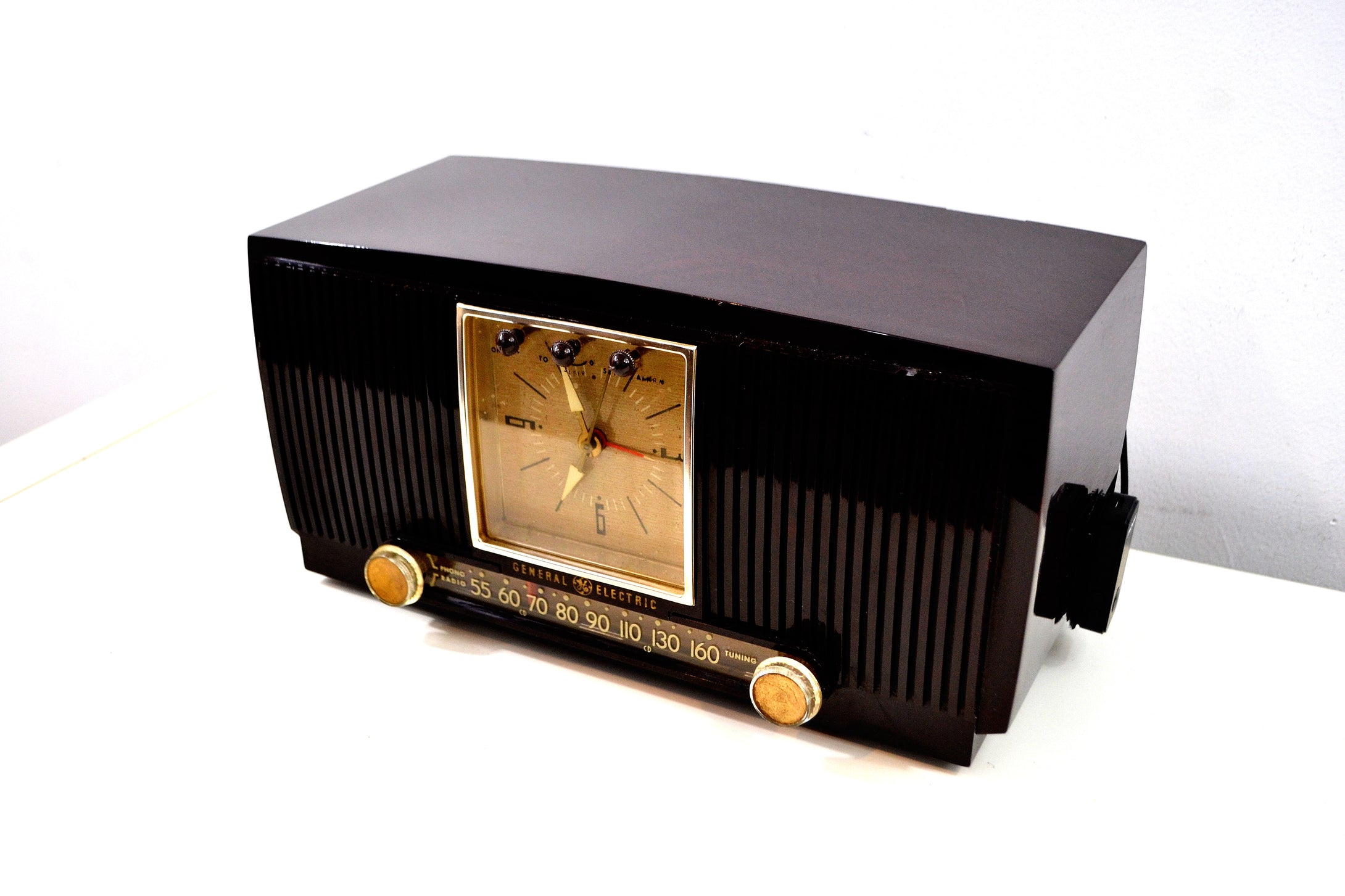 SOLD! - Apr 18, 2019 - Bluetooth Ready Elegant 1955 General Electric Model 551 Vintage AM Clock Radio - [product_type} - General Electric - Retro Radio Farm