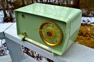 SOLD!- Sept. 9, 2018 - BLUETOOTH MP3 Ready - Julep Green Mid Century Retro Vintage 1956 RCA Victor Model 6-X-7C AM Tube Radio Excellent Condition!