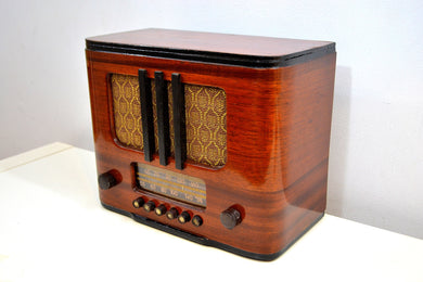 SOLD! - Mar 7, 2020 - Beautiful Wood 1938 RCA Victor Model 95T5 Vacuum Tube Radio Pre-War Crooner!