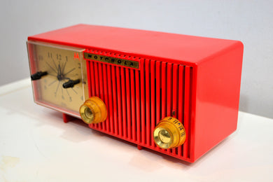 SOLD! - Feb 28, 2020 - Cardinal Red 1956 Motorola 56CS3A Vacuum Tube AM Clock Retro Radio Rare Color!