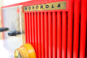 SOLD! - Feb 28, 2020 - Cardinal Red 1956 Motorola 56CS3A Vacuum Tube AM Clock Retro Radio Rare Color! - [product_type} - Motorola - Retro Radio Farm