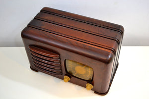 Mahogany Brown Wood 1941 Zenith Model 6D-525 AM Vacuum Tube Radio Super Performer! - [product_type} - Zenith - Retro Radio Farm