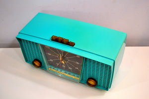 Ocean Turquoise Seafoam 1959 Electrohome Model 5C-18 AM Tube Clock Radio Totally Restored! - [product_type} - Electrohome - Retro Radio Farm