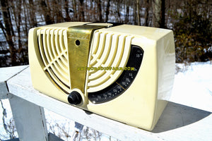 SOLD! - Dec. 17, 2018 - Antique Ivory White 1946 Zenith Consol-Tone Model 6-D-015 AM Tube Radio Looks Great! - [product_type} - Zenith - Retro Radio Farm