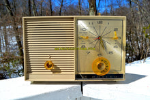 画像をギャラリービューアに読み込む, SOLD! - June 29, 2018 - SANDALWOOD Beige and White 1959 Philco Model K782-124 AM Tube Clock Radio Totally Restored! - [product_type} - Philco - Retro Radio Farm