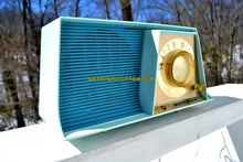 Charger l&#39;image dans la galerie, SOLD! - May 6, 2018 - TUXEDO BLUE Mid Century Retro 1962 Motorola A17B3 Tube AM Radio Cool Model Rare Color! Near Mint! - [product_type} - Motorola - Retro Radio Farm