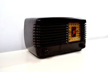 Load image into Gallery viewer, SOLD! - May 27, 2019 - Art Deco Brown Bakelite Vintage 1946 Philco Transitone 46-200 AM Radio Popular Design Back In Its Day! - [product_type} - Philco - Retro Radio Farm