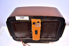 Load image into Gallery viewer, Made in France Mid Century Vintage 1958 Oceanic Surcouf Model Vacuum Tube Radio Rare and Beautiful Condition! - [product_type} - Oceanic - Retro Radio Farm