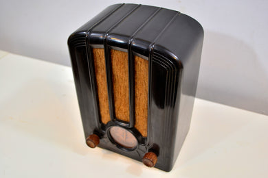 Depression Era Mini Tombstone Vintage Antique 1935 Emerson Model 108 Vacuum Tube AM Radio Back From The Dead