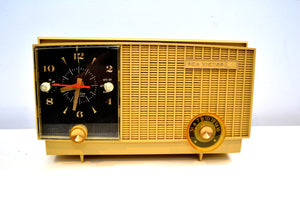 Maize Goldenrod Vintage 1957 RCA Victor 3RD-35 Tube AM Clock Radio Cutie Pie! - [product_type} - RCA Victor - Retro Radio Farm