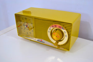 SOLD! - Apr 3, 2019 - Goldenrod Beige Yellow 1963 Motorola Model C3CS Tube AM Clock Radio Near Mint!