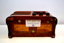 Load image into Gallery viewer, Solid Wood 1946 Crosley Model 56TN Vacuum Tube AM Radio True Historic Beauty! - [product_type} - Crosley - Retro Radio Farm