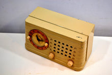 Load image into Gallery viewer, Art Deco Post War 1949 Telechron Model 8H59 Tube AM Clock Radio First Clock Radio! - [product_type} - Telechron - Retro Radio Farm